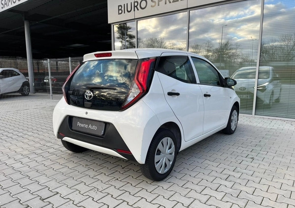 Toyota Aygo cena 36900 przebieg: 95300, rok produkcji 2020 z Nowy Staw małe 254